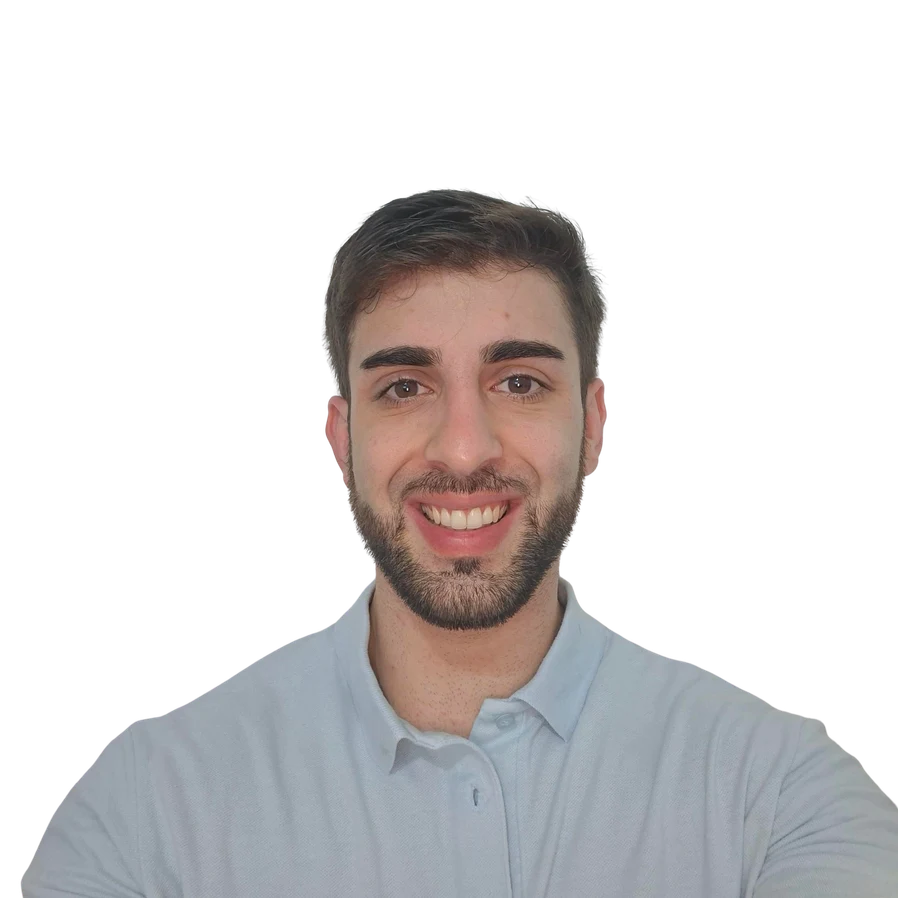 Facundo Karchenboim, fundador de MENTAL Marketing Digital, sonriendo a cámara
